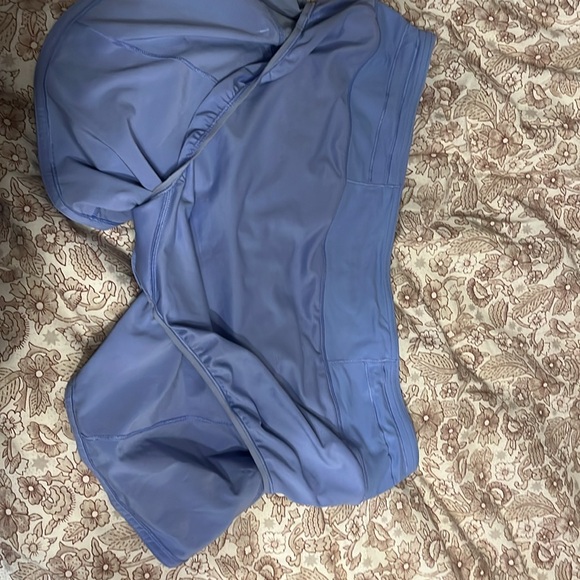 Size 14 Lululemon Shorts - Picture 6 of 6